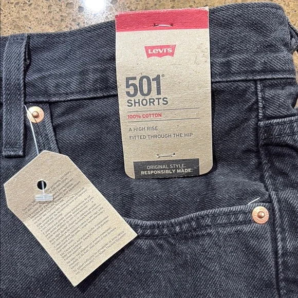 Levi's Women's Black Denim 501 Red Tag Shorts Size 34 Button Front - Picture 3 of 9